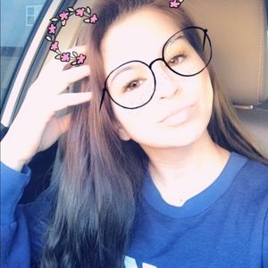 Meet your Posher, Tarrah